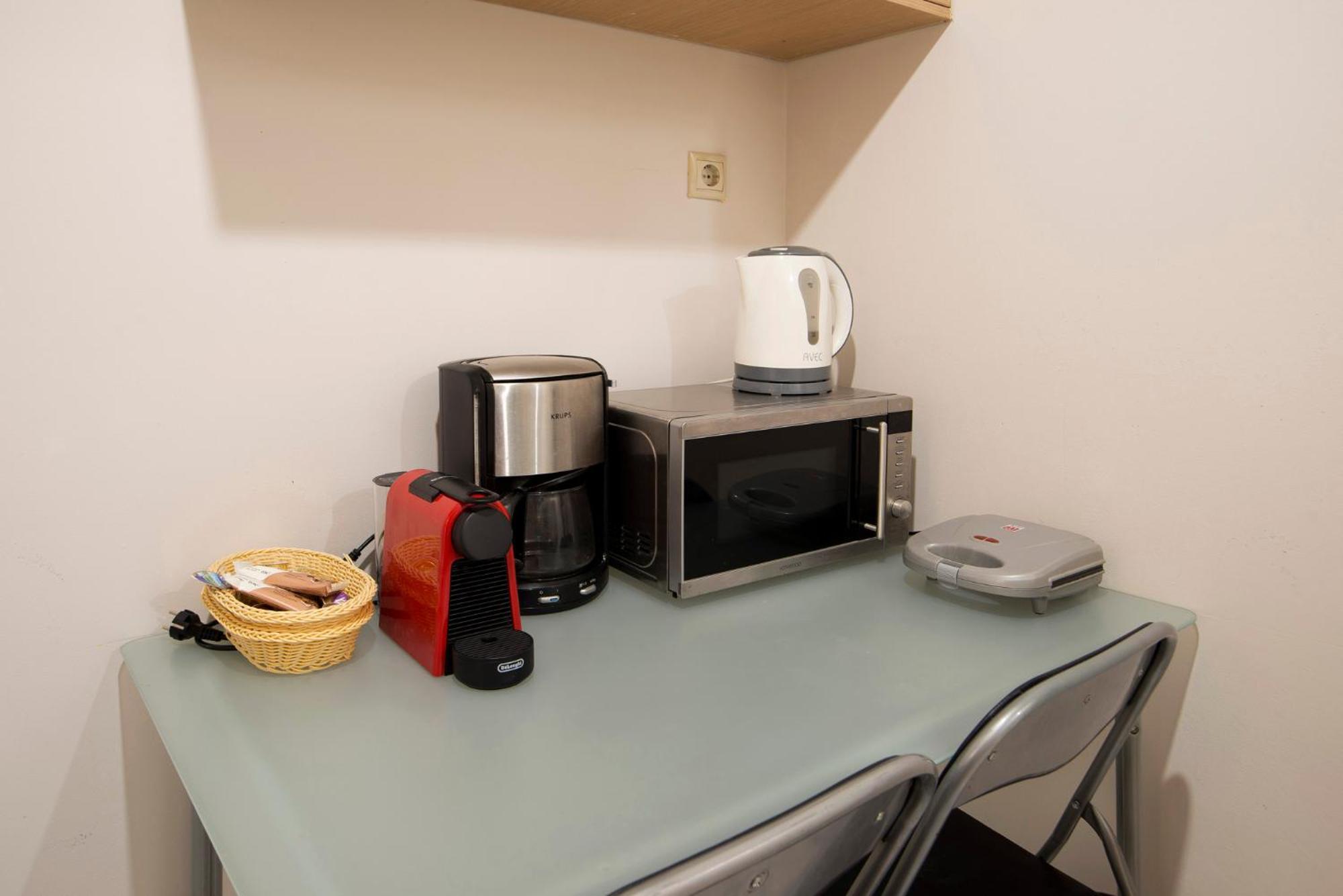 Cozy Studio At Kallithea أثينا المظهر الخارجي الصورة